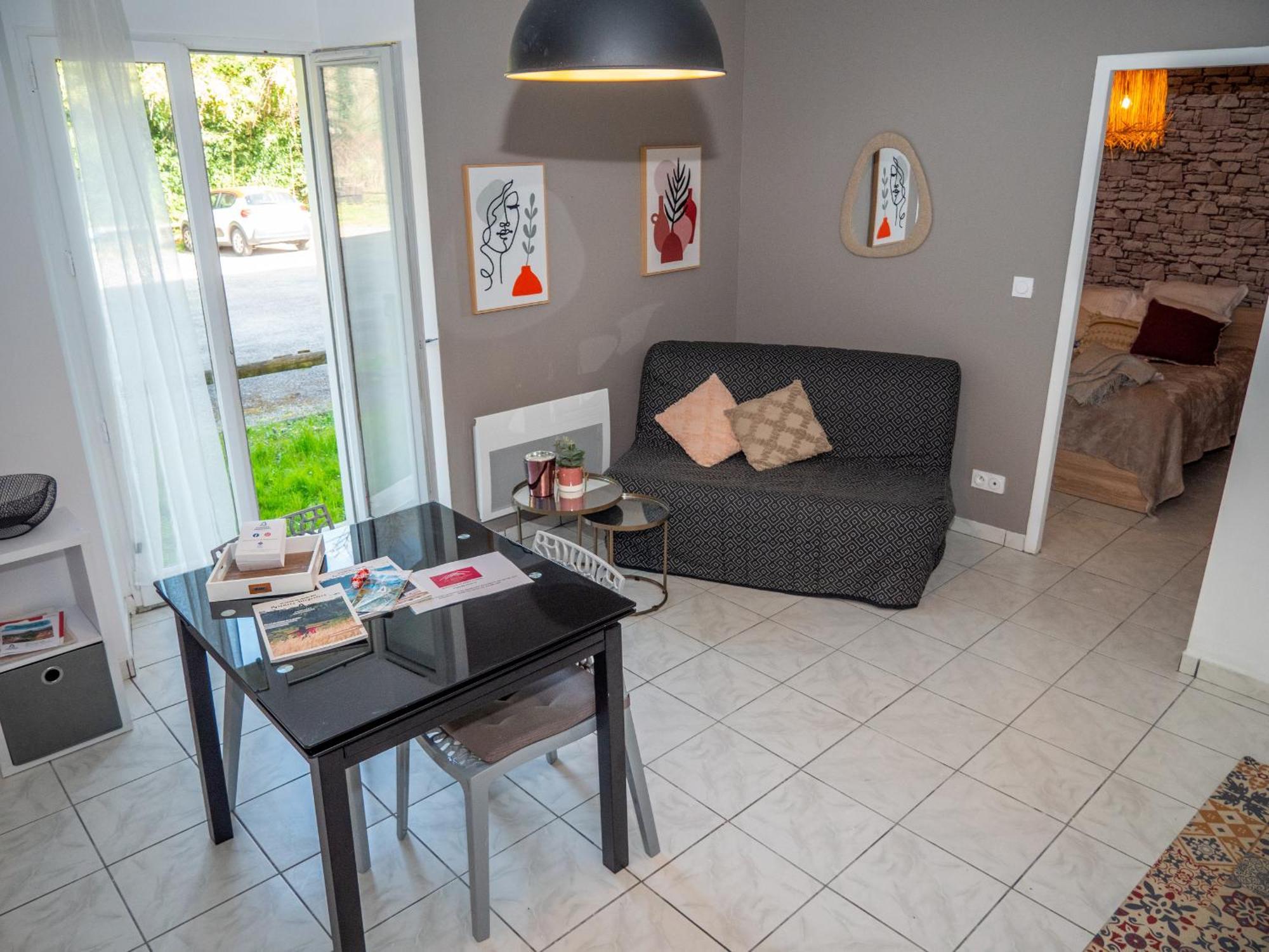 Les gites de Sylvie Ussat Extérieur photo